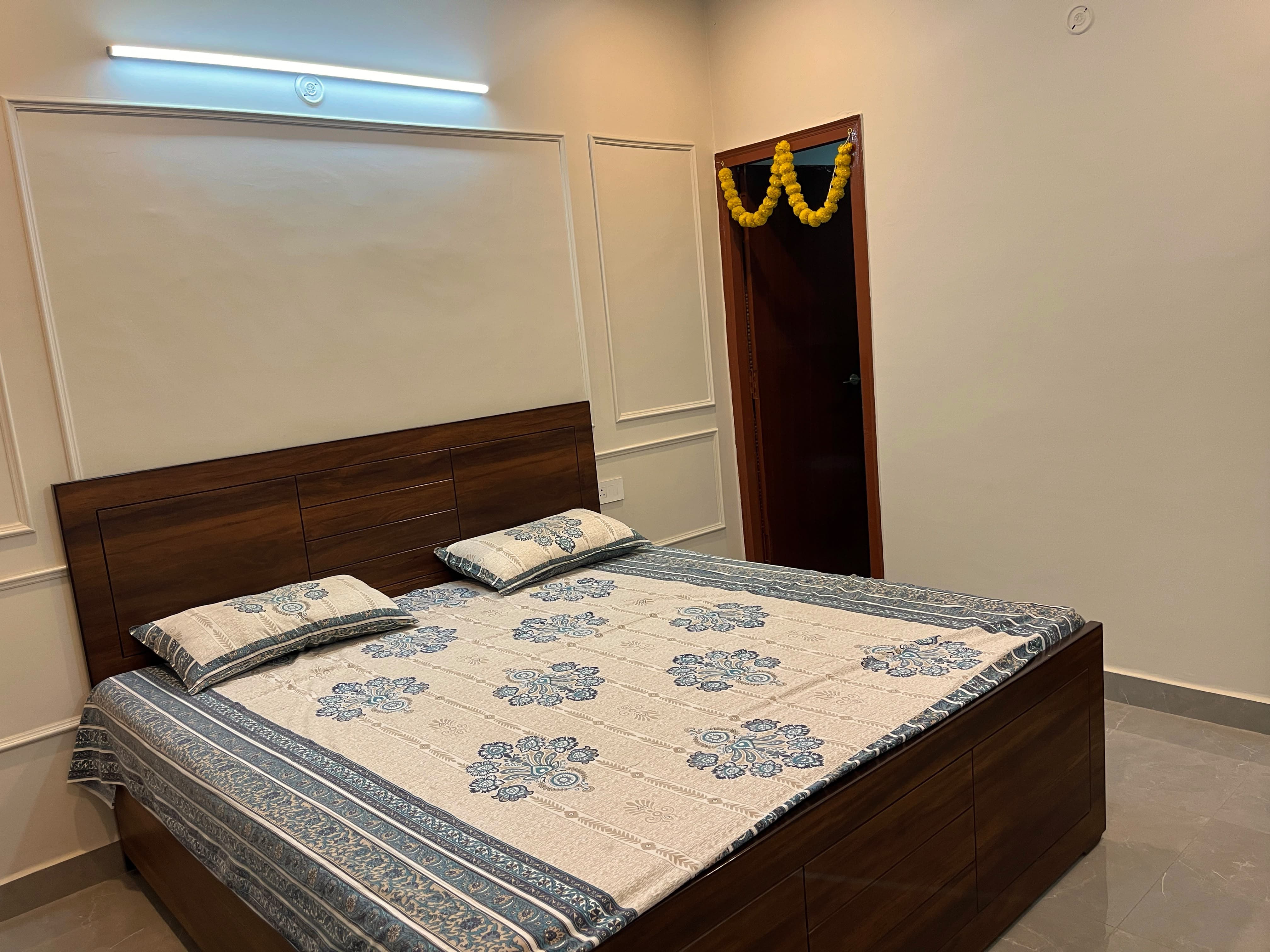 Female Flatmate Required – Fully Furnished 2 BHK Flat in Sushant Golf City, Lucknow, Sushant Golf City, Lucknow - Photo 5