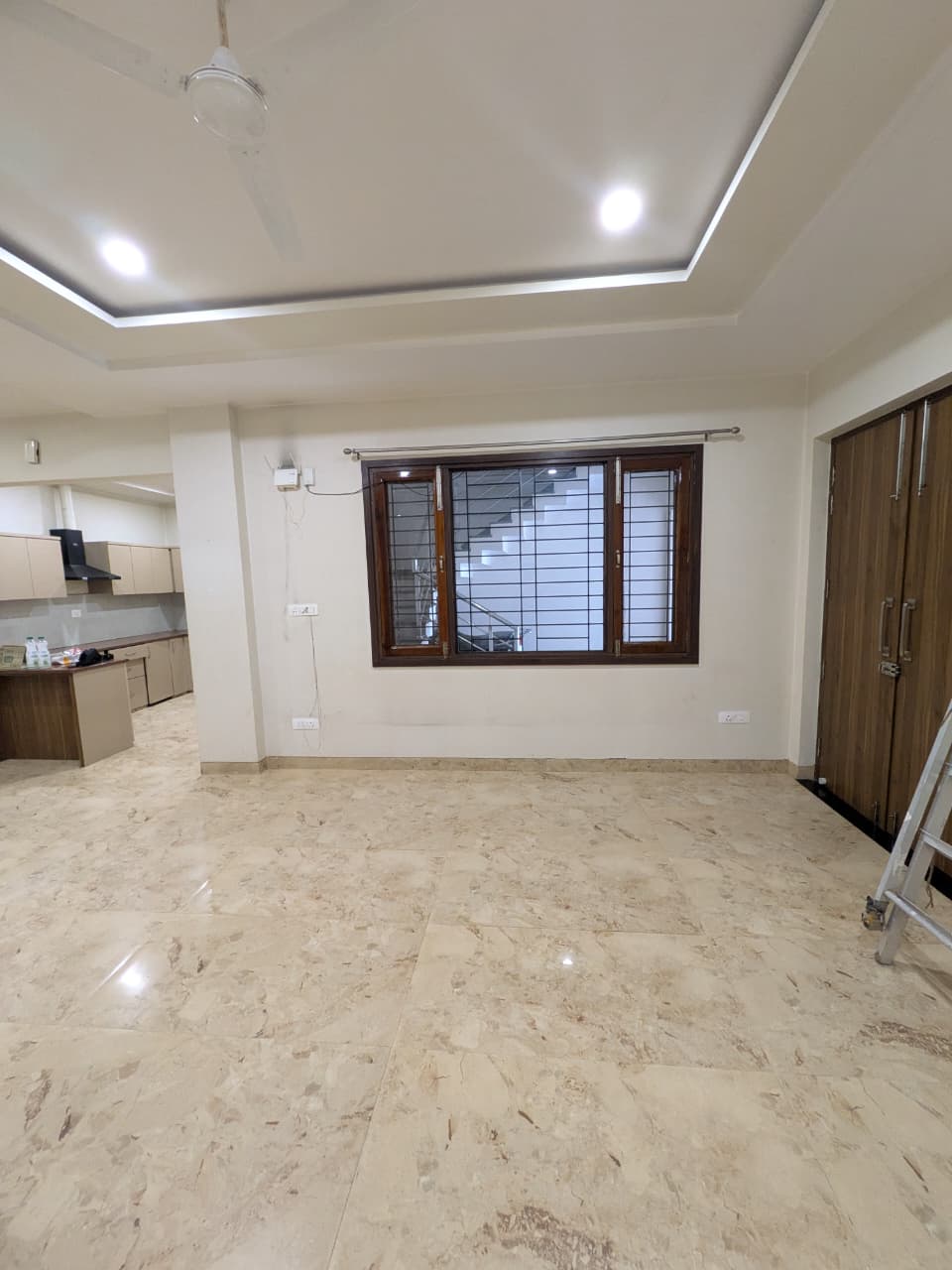 Male Flatmate Required – Semi-Furnished 2BHK in Gomti Nagar