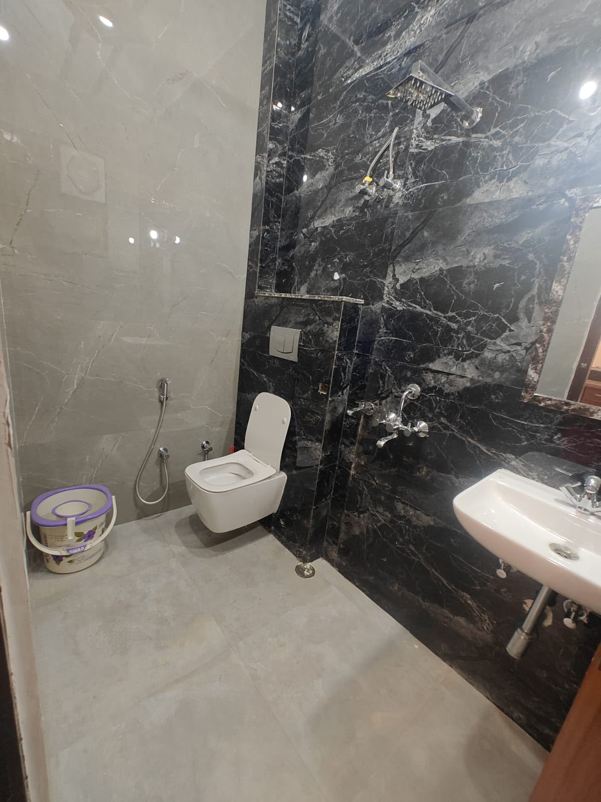 2BHK Semi-Furnished First Floor House for Rent in Lucknow