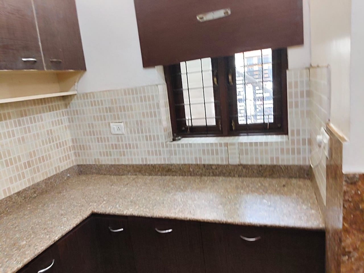 2BHK Unfurnished Flat for Rent Near Munshipulia Metro Station, Munahipulia, Lucknow - Photo 4